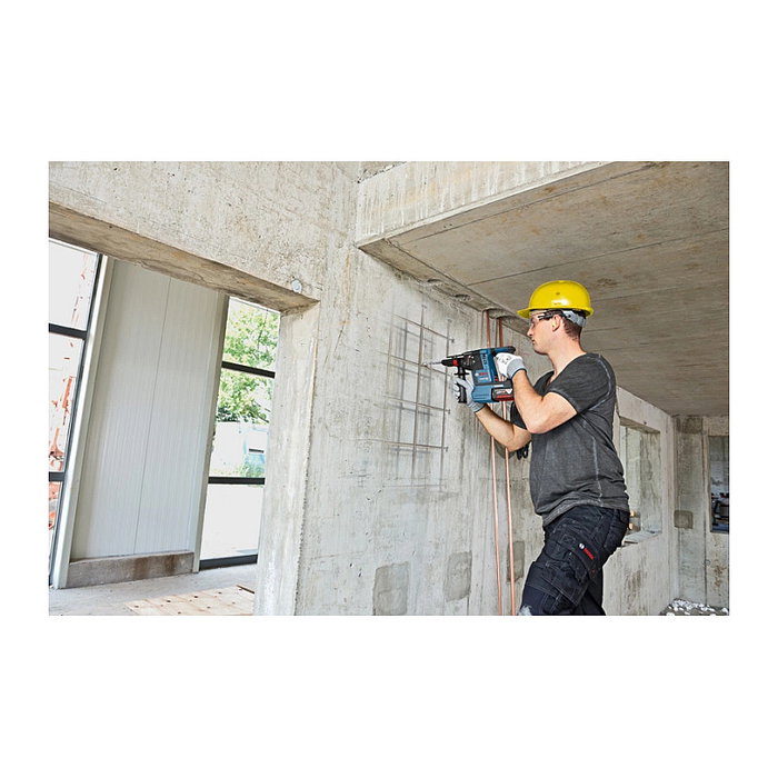 Bosch GBH 18V-26 F Professional Martillo perforador a batería con 2 baterías de 8,0 Ah