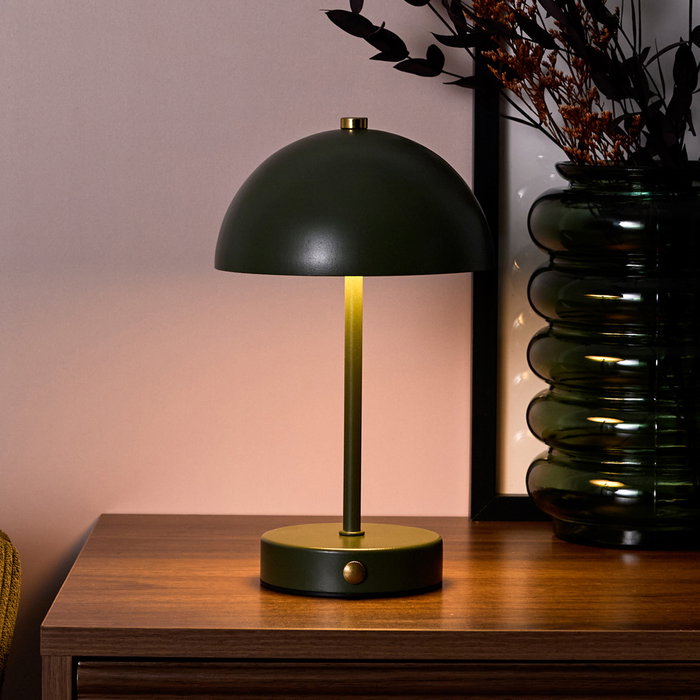 Home Deco Factory - Lámpara de Mesa Recargable en Verde, Material Metal Home Deco Factory - Lámpara de Mesa Recargable en Verde, Material Metal