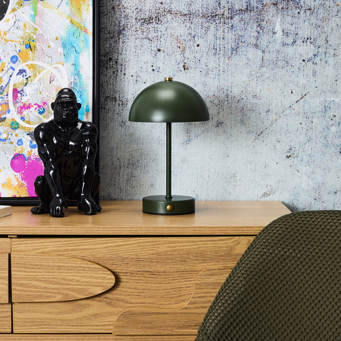 Home Deco Factory - Lámpara de Mesa Recargable en Verde, Material Metal Home Deco Factory - Lámpara de Mesa Recargable en Verde, Material Metal