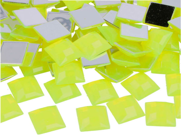 Innspiro Gemas Acrílicas Cuadradas Amarillo Fluor 16x16mm 500u. Innspiro Gemas Acrílicas Cuadradas Amarillo Fluor 16x16mm 500u.