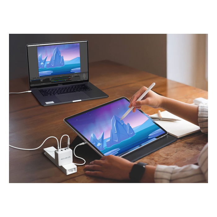 AVERMEDIA GC313Pro Cargador GaN 100W con USB Tipo C Carga Rápida Power Delivery 3.0 Blanco Cable 2m