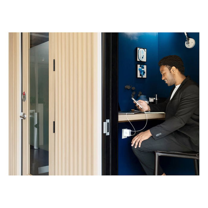 AVERMEDIA GC313Pro Cargador GaN 100W con USB Tipo C Carga Rápida Power Delivery 3.0 Blanco Cable 2m