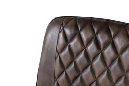 Giner y Colomer Silla Tapizada en Piel Gris Ceniza con Detalle de Costuras en Rombo y Pata en Hierro Negro