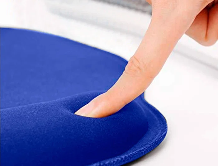 Q-connect Alfombrilla para Ratón con Reposamuñecas Ergonómico de Gel Color Azul 225x240x20 mm