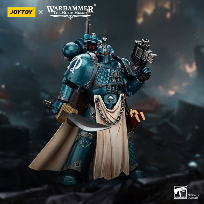 Joy Toy Warhammer The Horus Heresy Figura Alpha Legion Praetor con Power Sword 13 cm
