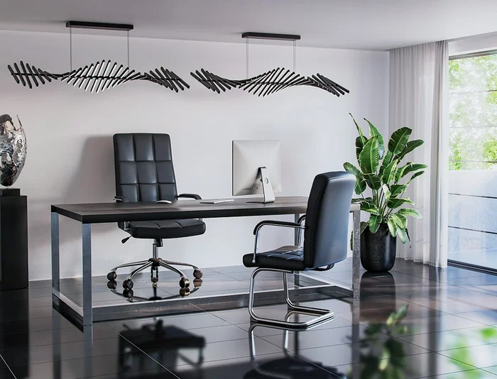 Q-connect Silla de Dirección en Similpiel Negra con Base Metálica Cromada, Mecanismo, Reposabrazos Cromados, Altura Máx 1250 mm, Ancho 610 mm, Profundidad 700 mm, Ruedas Premium