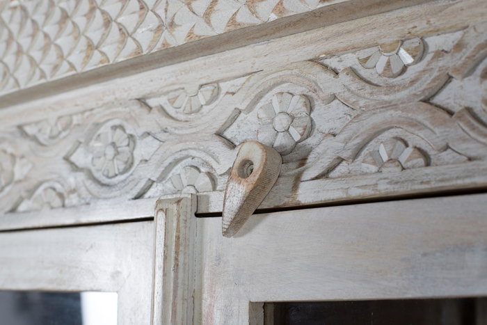 Giner y Colomer Armario 2 Puertas Madera de Mango Natural con Cristal y Baldas