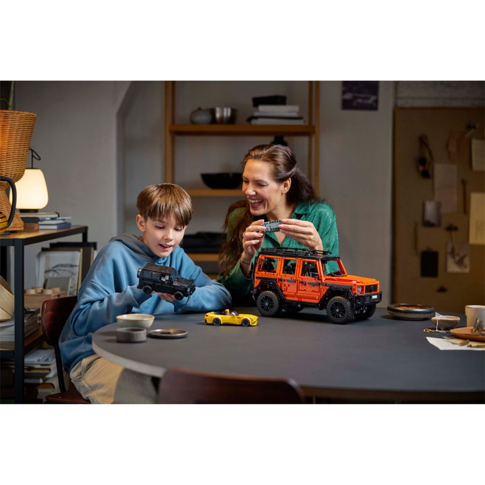 LEGO Technic Mercedes-Benz G 500 PROFESSIONAL Line 42177