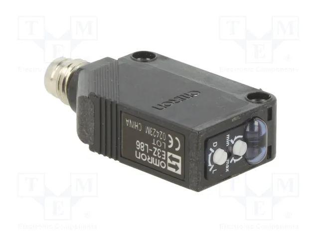 OMRON E3Z-L86 Sensor Fotoeléctrico PNP