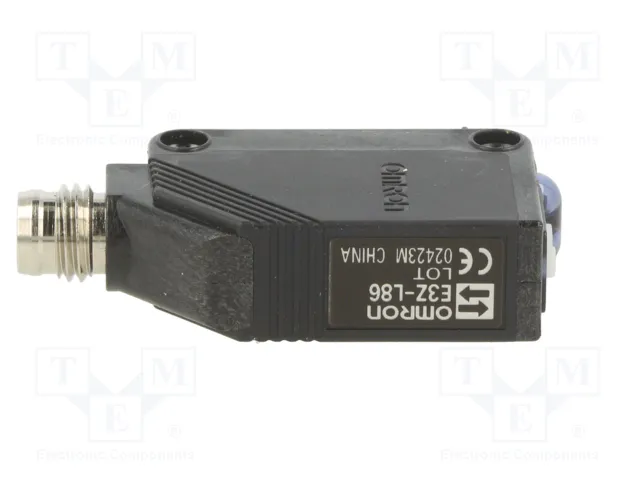 OMRON E3Z-L86 Sensor Fotoeléctrico PNP