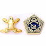 THE CARAT SHOP Pendientes Chocolate Frog Harry Potter Chapados en oro