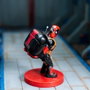 EXQUISITE GAMING Mini Cable Guy + Auriculares Inalámbricos Deadpool Marvel TWS Buds Pro