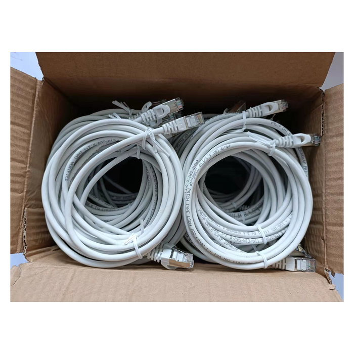 EQUIP 635511 Patch Cord Cat6 S/FTP 34x Unidades, 2 Metros, RJ-45 Macho, Blindado, PoE+, Libre de Halógenos (LSZH), Blanco