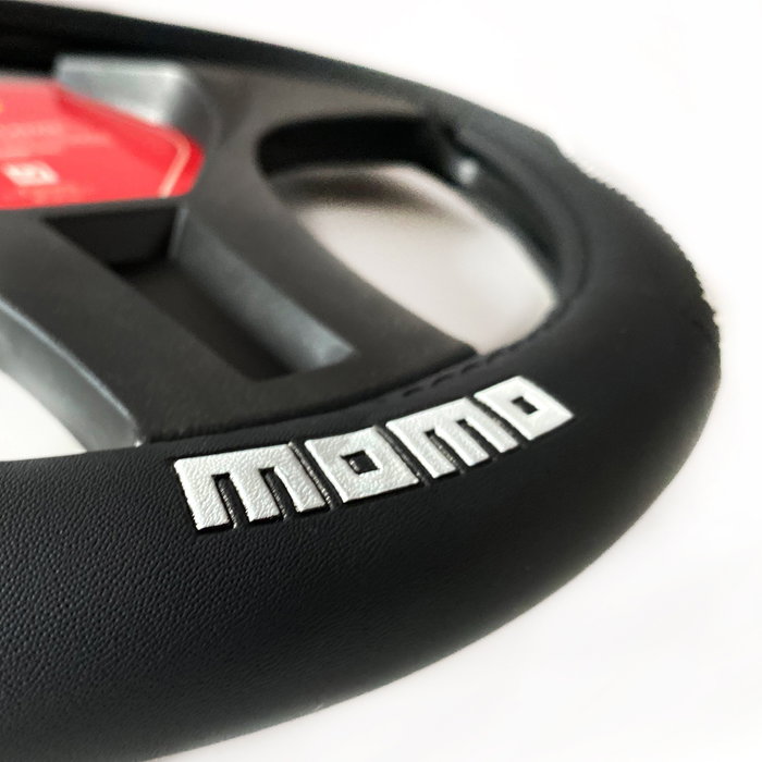 Momo Funda Volante Street Universal Negro Y Blanco 38-39 cm MOMLSWC018BW