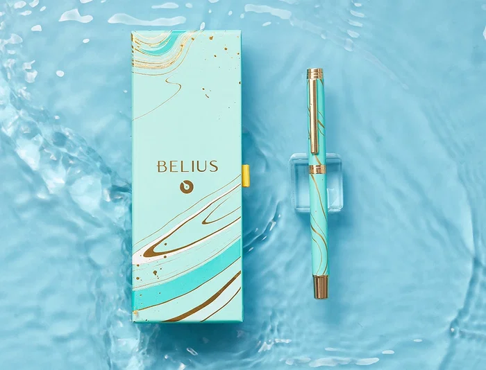 Belius Roller Aqua Turquesa y Dorado Tinta Negra Punta 0.7mm Caja Diseño