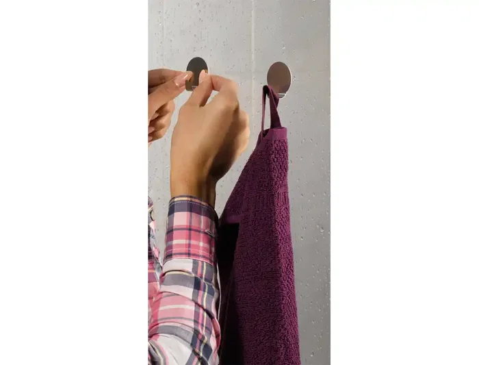 Uhu Cinta Adhesiva Doublefix Invisible Doble Cara Extra Fuerte 1,5 m x 19 mm, para Montar y Fijar Objetos Permanentes en Interiores y Exteriores