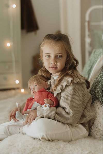 Muñecas Arias Muñeca Elegance 40 cm Aria Coral con Mecanismo de Risa Try Me