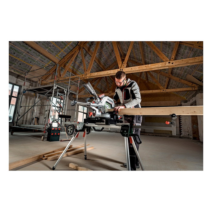 Metabo KGS 18 LTX BL 305 Sierras ingletadoras de bateria 18V, corte 215 x 67 mm, motor brushless, 3700 RPM, 30.5 cm