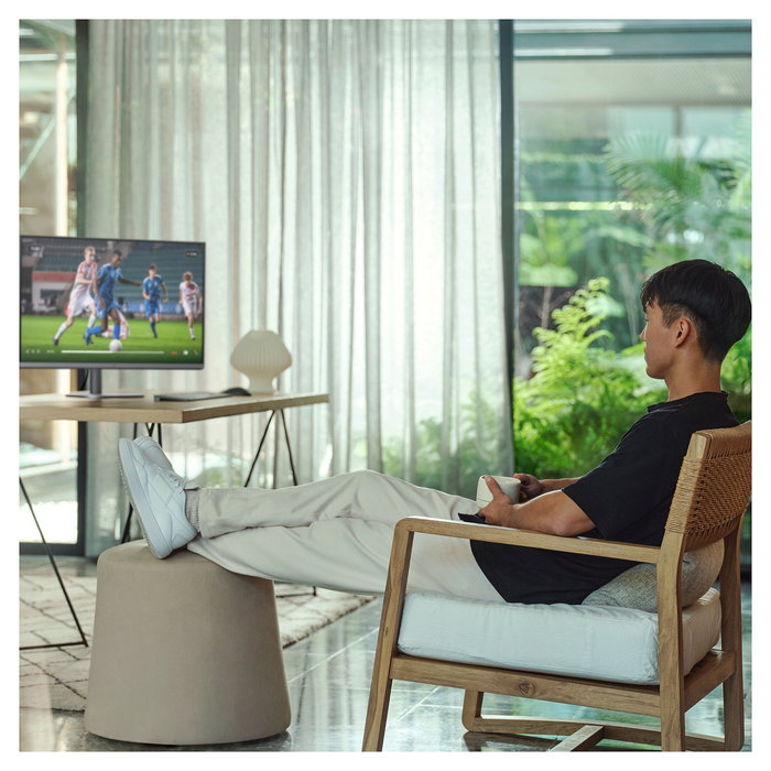 HP OmniStudio X 32-c0473ng All-in-One CU7-155H, 16 GB RAM, 1 TB SSD, Windows 11 Home