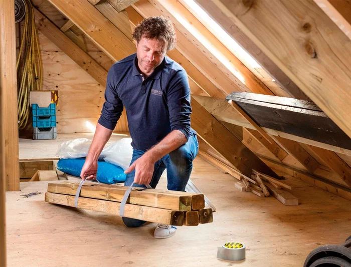 Uhu Cinta Adhesiva Americana Grizzly Tape Ultrafuerte Color Plata 25 m x 48 mm - Resistente Agua, UV y Temperaturas Extremas, 100% Impermeable, Fácil de Cortar a Mano