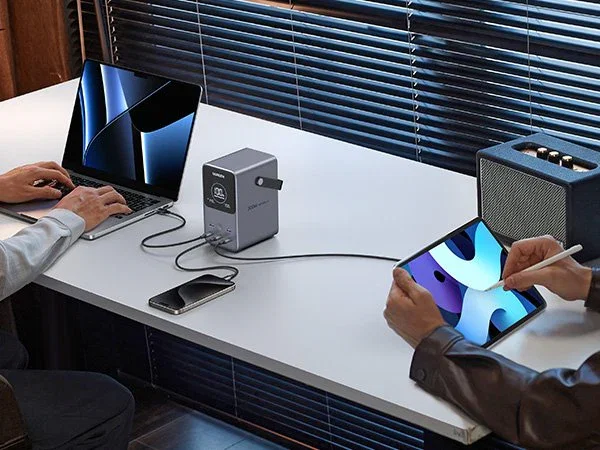 Ugreen Nexode Power Bank 48000 mAh 300W Gris