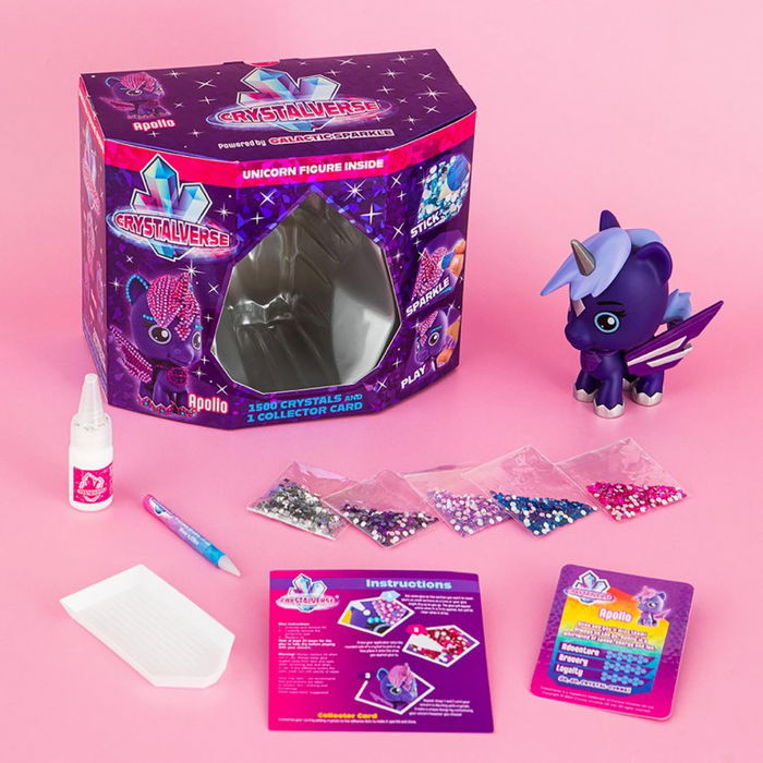 Bandai Crystalverse Figura Unicornio Personalizable con 1.500 Cristales, Colección Classic Aleatoria (11 cm), Incluye Aplicador y Pegamento