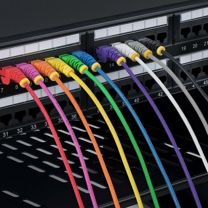 StarTech.com Cable de Red Ethernet CAT6 Slim Púrpura 3m RJ45 Snagless 28AWG PoE++ 100W