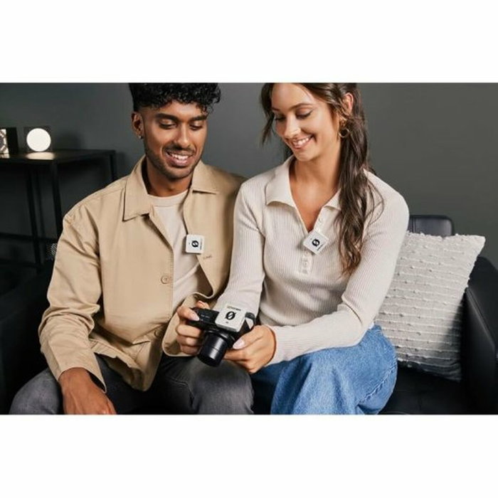 RODE Wireless Me Dual Micrófono Inalámbrico Blanco para Cámaras, Smartphones y Ordenadores | Grabación de Sonido Profesional Fácil RODE Wireless Me Dual Micrófono Inalámbrico Blanco para Cámaras, Smartphones y Ordenadores | Grabación de Sonido Profesional Fácil