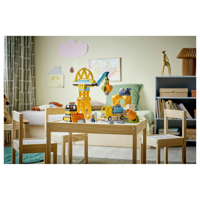LEGO DUPLO 10476 Obra y Vehículos de Construcción 3 en 1 Set de Construcción con 84 Piezas y 2 Figuras, Edad 3+ Años