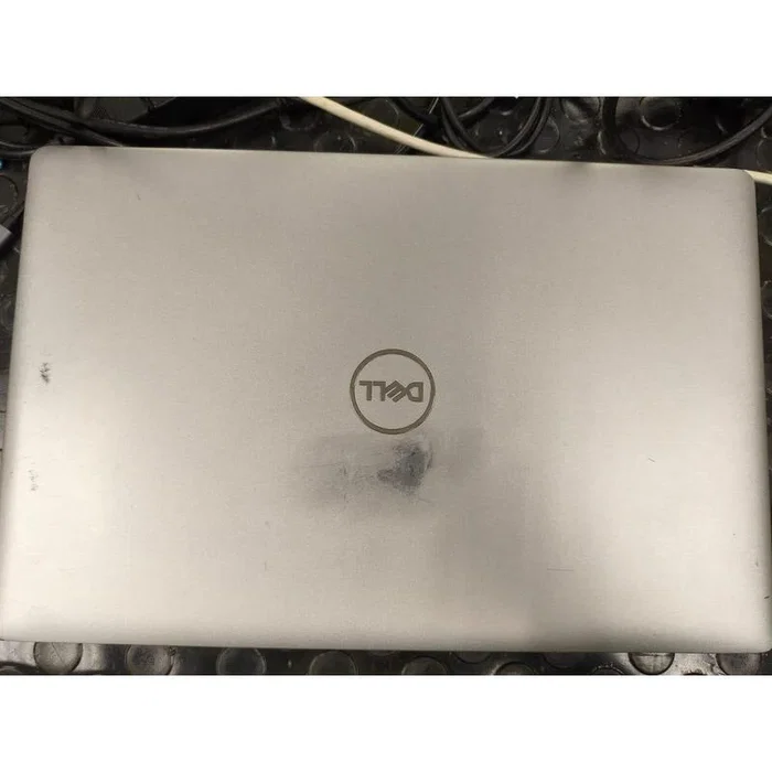 Dell Latitude 5520 Reacondicionado i5-1135G7 8GB 256GB SSD 15,6 FHD Dell Latitude 5520 Reacondicionado i5-1135G7 8GB 256GB SSD 15,6 FHD