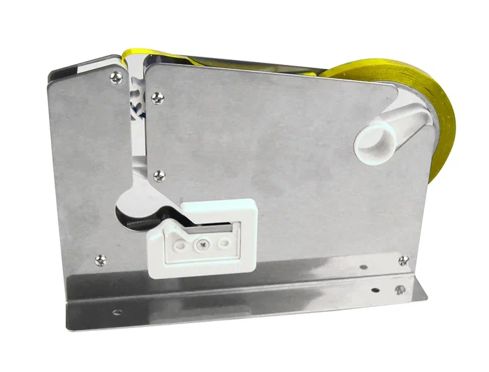 Q-connect Cinta Adhesiva 66m x 9mm Amarilla para Cierre de Bolsas y Máquinas Precintadoras