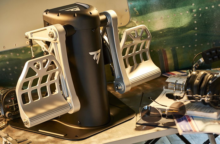 Thrustmaster TPR Pendular Rudder