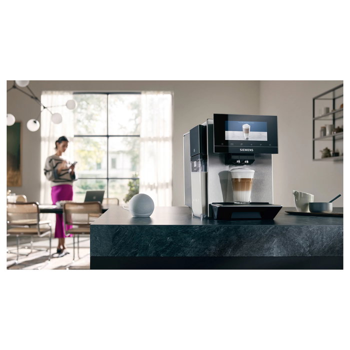 Siemens EQ.900 TQ903DZ3 Cafetera Superautomática con Molinillo de Cerámica, Espumador de Leche, 19 bares, 2.3 L, 1500 W, Negro y Acero Inoxidable