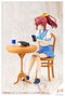 Sousai Shojo Teien Plastic Model Kit 1/10 Club Manager & Sporting Goods 15 cm