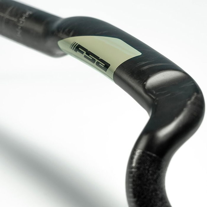 FSA K-FORCE AGX Manillar Gravel Carbono 460mm 31.8mm con Extensiones AGX LOOP