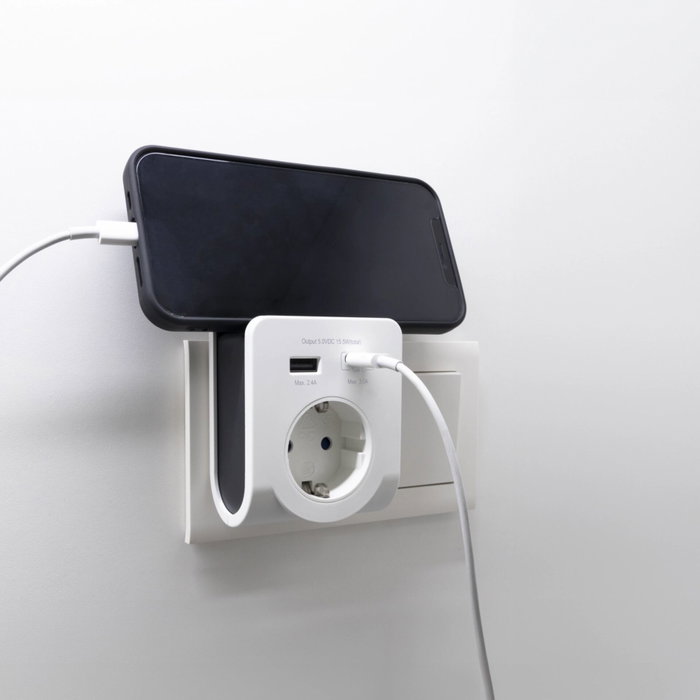 Rev Cargador USB con enchufe 240V, USB A y C 0020770112 Rev Cargador USB con enchufe 240V, USB A y C 0020770112