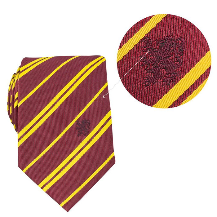 Cinereplicas Harry Potter Set Deluxe de Corbata & Pin Gryffindor Cinereplicas Harry Potter Set Deluxe de Corbata & Pin Gryffindor