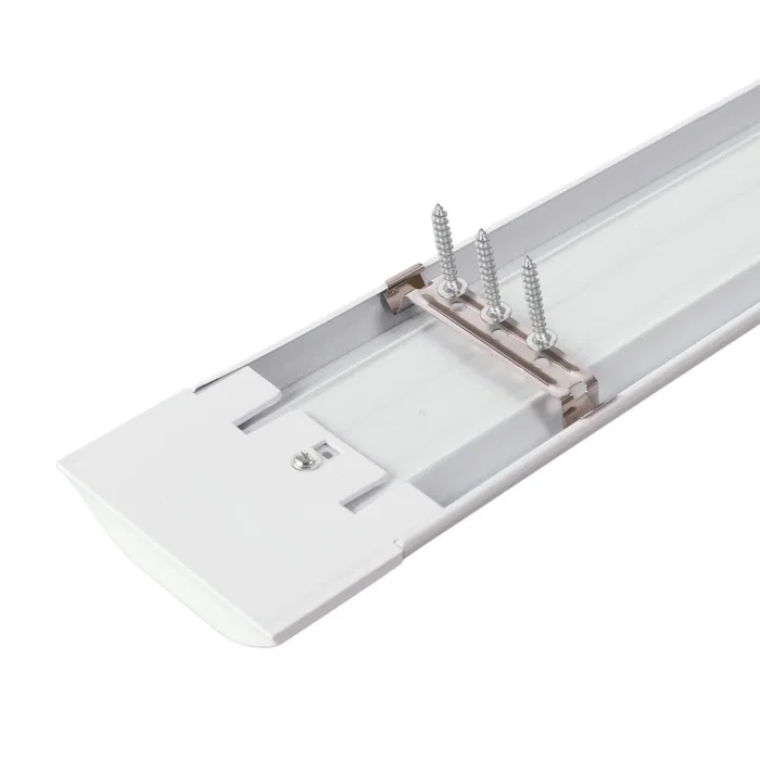 HO Luminaria Lineal de Superficie LED 18W 120Lm/W 2160Lm 6000K 60Cm 40,000H HO-LLS-18216060-CW