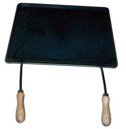 Plancha de asar de acero 4 mm con 2 mangos de madera 40 x 33 cm