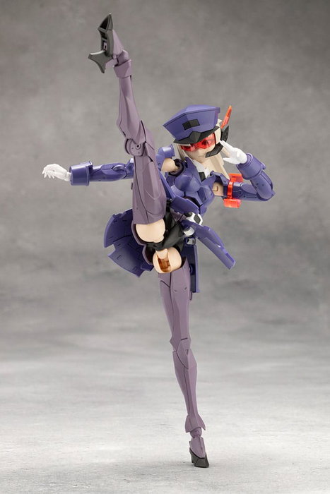Megalomaria Unlimited Universe Maqueta Plastic Model Kit Valiant 16 cm