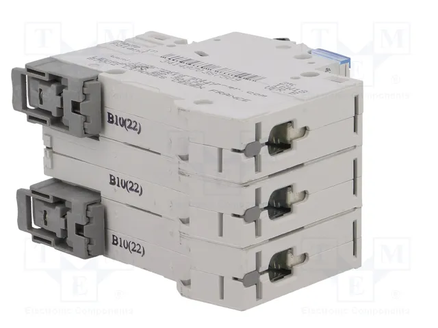 LEGRAND Interruptor magnetotérmico S300 TX 3 polos 10A Característica B