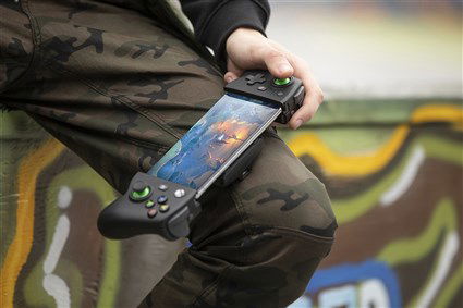 Power A Mando 1510706-01 XP7-X Plus Bluetooth para Móvil y Juegos en la Nube Android y PC con Soporte Telescópico y Batería 2000mAh