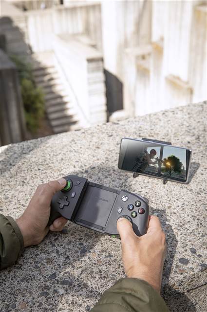 Power A Mando 1510706-01 XP7-X Plus Bluetooth para Móvil y Juegos en la Nube Android y PC con Soporte Telescópico y Batería 2000mAh