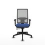 Silla de oficina Horna con mecanismo Sincro/Traslack tapizada con Tela color Azul marino y malla color Gris. Equipada con lumbar 1D, Brazos 1D y Ruedas 65 mm parqué