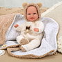 Muñecas Arias Muñeca Elegance Babyto Marrón con Manta y Chupete
