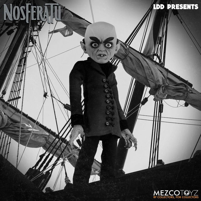 Mezco Toyz Living Dead Dolls Figura Nosferatu 1922 25,5cm con levita y sombrero