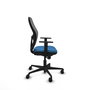 Silla de oficina Jorquera con mecanismo Sincro tapizada con Similpiel color Azul claro y malla color Gris. Equipada con lumbar 1D, Brazos 1D y Ruedas 65mm nailon