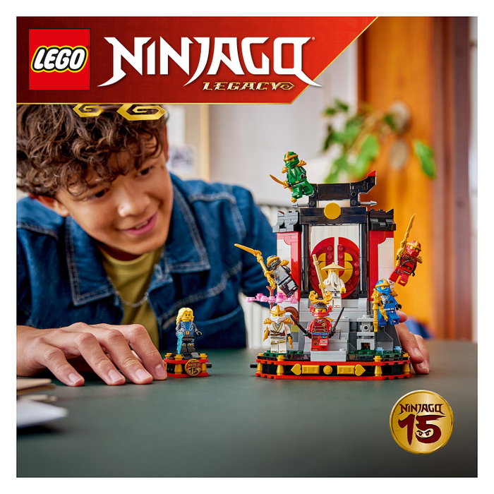 LEGO NINJAGO Exposición de Personajes Ninja: 15 Aniversario 71866