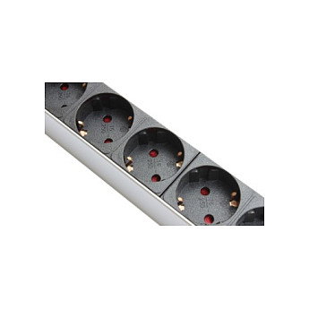 GoodConnections GC-N0087 Regleta de Alimentación (PDU) 19" 8 Salidas AC Tipo F con Interruptor, Cable 1.8m, Aluminio Negro/Plata