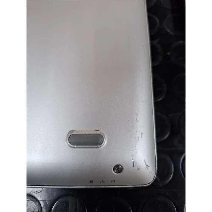 HP EliteBook 830 G5 Reacondicionado (i5-7200, 8GB RAM, 256GB SSD, 13.3 pulg)